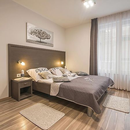 Holiday Center Ivona Zadar Dış mekan fotoğraf