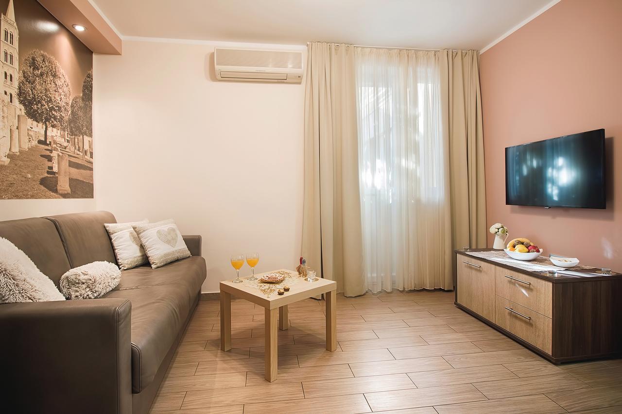 Holiday Center Ivona Zadar Dış mekan fotoğraf