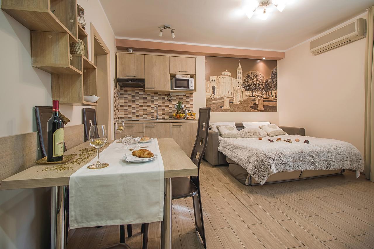 Holiday Center Ivona Zadar Dış mekan fotoğraf